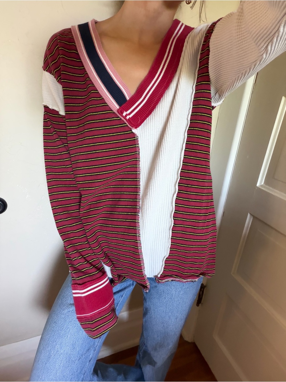 BDG/Urban Outfitters red and white multicolored v-neck long sleeve, size small.